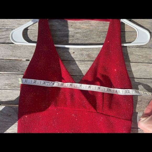 Beautiful deep red glitter prom/formal dress - Picture 7 of 8